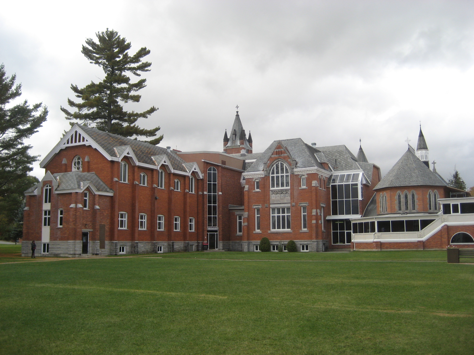 Bishop Gorcette University